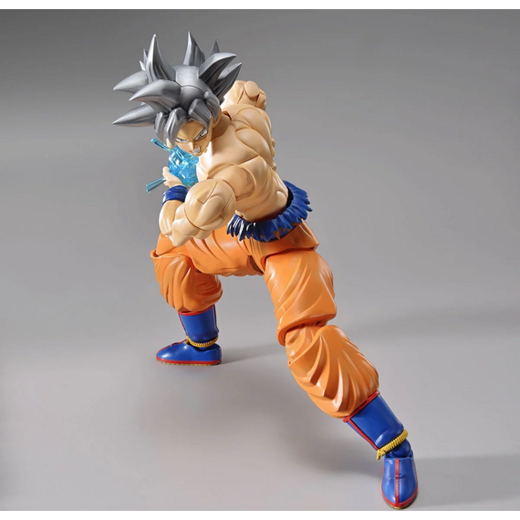 DRAGON BALL - Model Kit - SON GOKU Ultra Instinct