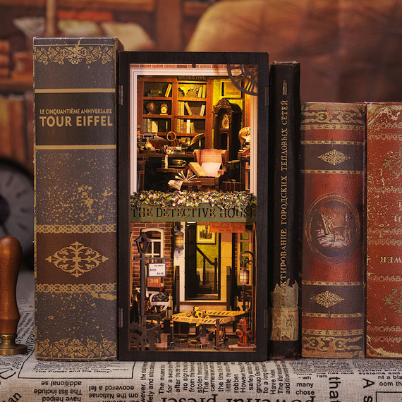 BOOK NOOK KIT - DIY - Rose Detective Agency - 322pc + LED Light