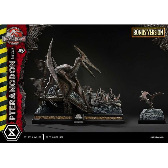 Jurassic Park III Legacy Museum Collection Statue 1/6 Pteranodon Bonus Version 68 cm