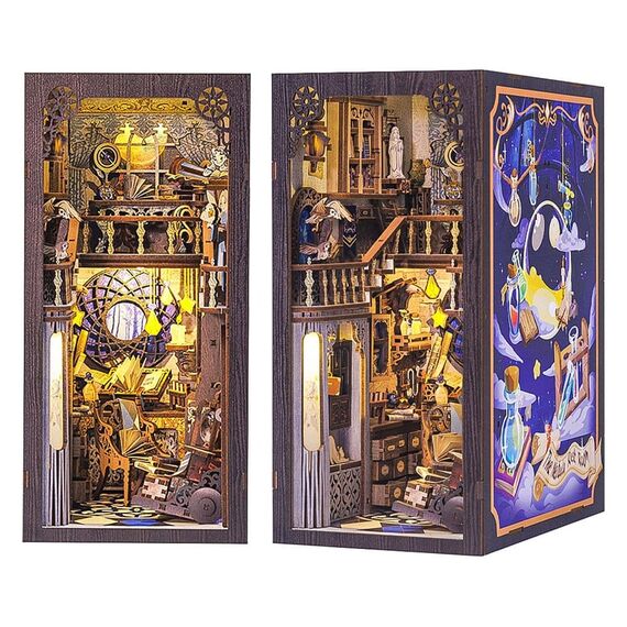 Book Nook Nebula Common Room 23 x 11 cm