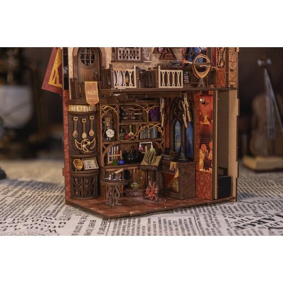 Book Nook Flame Common Room 23 x 11 cm