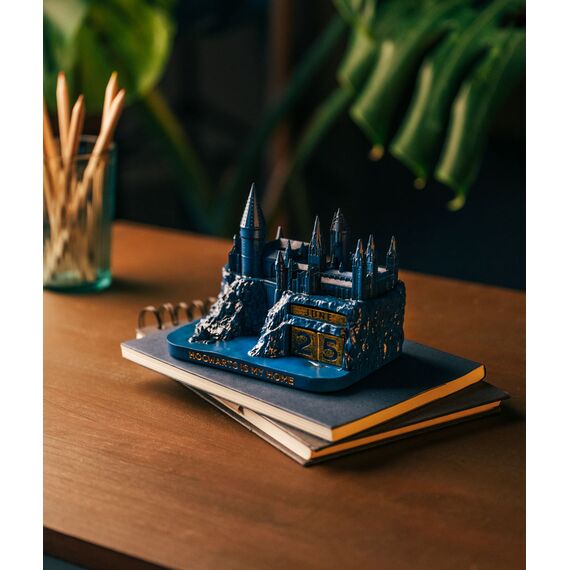 Harry Potter 3D perpetual Calendar Hogwarts
