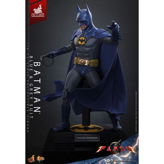The Flash Movie Masterpiece Action Figure 1/6 Batman (Blue & Grey Suit) Limited Edition Hot Toys Exclusive 30 cm