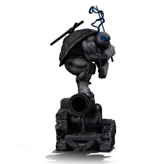 Teenage Mutant Ninja Turtles Art Scale Statue 1/10 Leonardo Black and White Variant 26 cm Techbox exclusive
