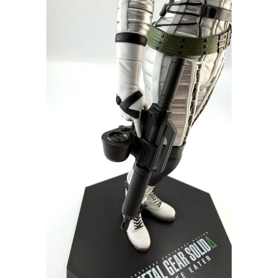 Metal Gear Solid Delta: Snake Eater PVC Figure The Boss 20 cm