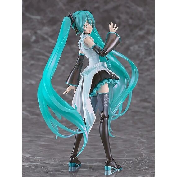 Character Vocal Series 01: Hatsune Miku Plamatea Plastic Model Happy 16th Birthday Ver. 16 cm