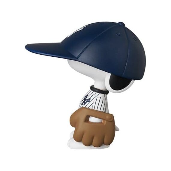 MLB × Peanuts UDF PVC Figure New York Yankees Snoopy 7 cm