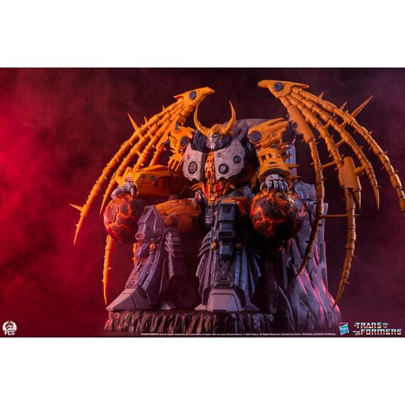 Transformers Museum Scale Statue Unicron 61 cm