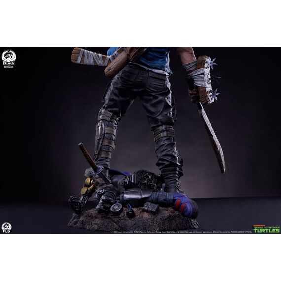 Teenage Mutant Ninja Turtles Legends Statue 1/3 Casey Jones Deluxe Edition 65 cm