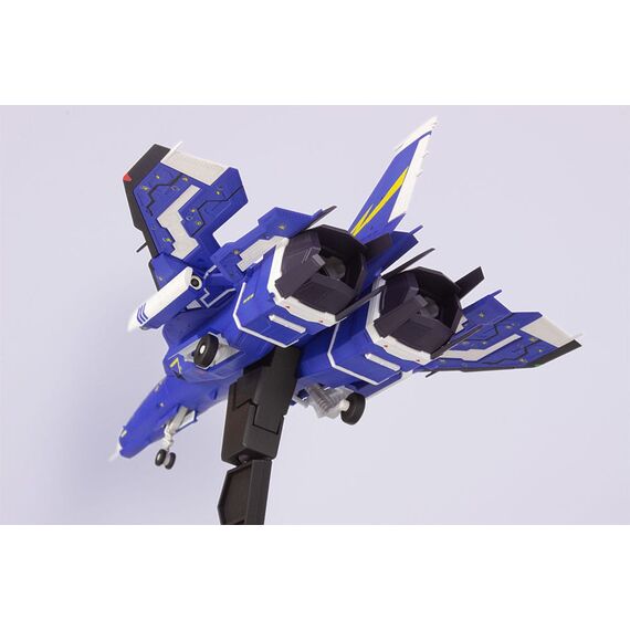 Raiden V Director´s Cut Plastic Model Kit 1/100 FT-00004A Azuma 2P Color Ver. 18 cm
