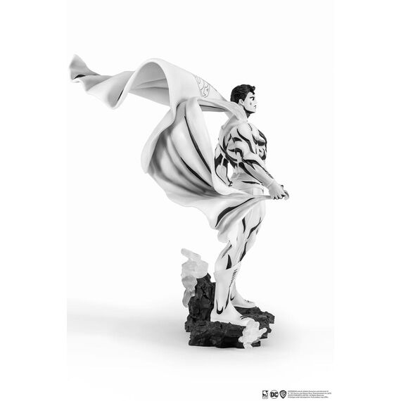 Batman PX PVC Statue 1/8 SDCC 2024 Superman Black & White Version 30 cm