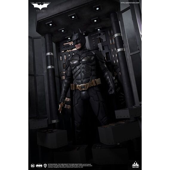 The Dark Knight Life-Size Statue Batman Ultimate Edition 207 cm