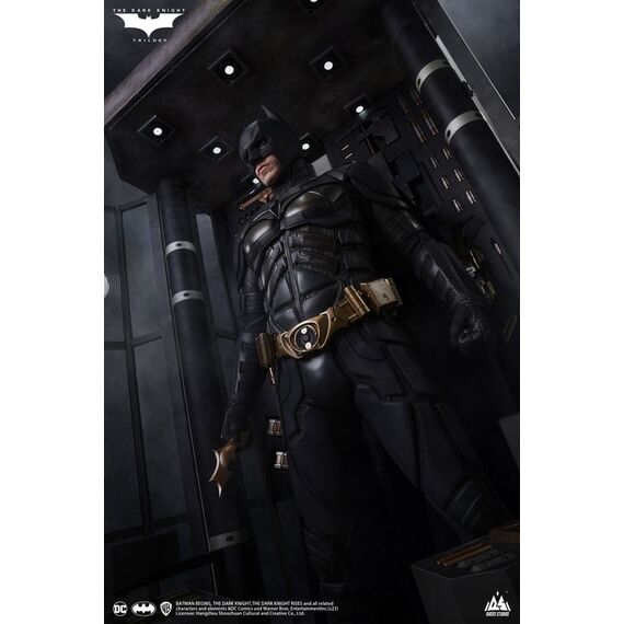 The Dark Knight Life-Size Statue Batman Ultimate Edition 207 cm