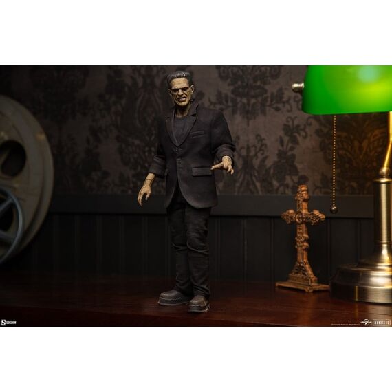 Universal Monsters Action Figure 1/6 Frankenstein (Deluxe Plus Edition) 33 cm
