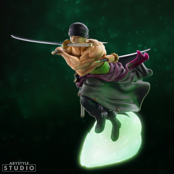 ONE PIECE - Zoro - Glow in the dark Figure SFC 18cm