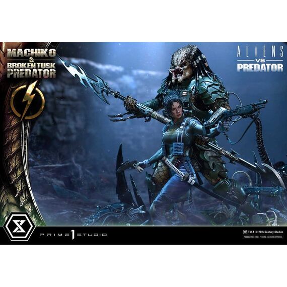 Aliens vs. Predator (Comic) Ultimate Premium Masterline Statue 1/4 Machiko & Broken Tusk Predator 79 cm