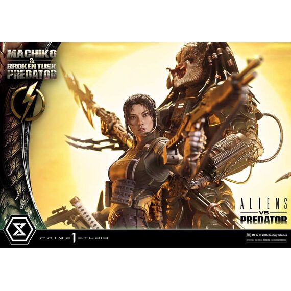 Aliens vs. Predator (Comic) Ultimate Premium Masterline Statue 1/4 Machiko & Broken Tusk Predator 79 cm