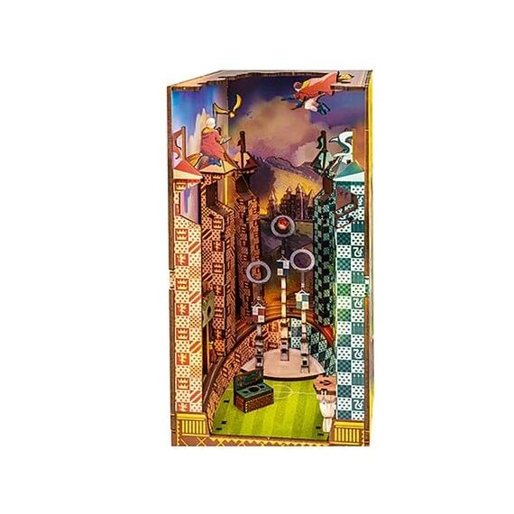 HARRY POTTER - BOOK NOOK KIT - Quiddich Field - 124pc + LED Light