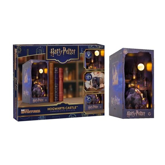 HARRY POTTER - BOOK NOOK KIT - Hogwarts Castle - 171pc + LED Light