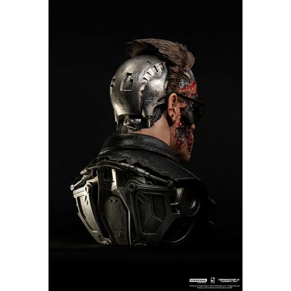TERMINATOR 2 - T-800 Model 101 Battle Damaged -Scale Art Mask 1/1 47cm
