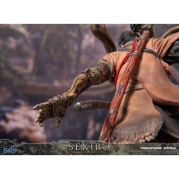 SEKIRO SHADOWS DIE TWICE - Sekiro - Statue 32cm