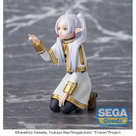 FRIEREN - Frieren Poking Something - Figure PM Perching 10cm