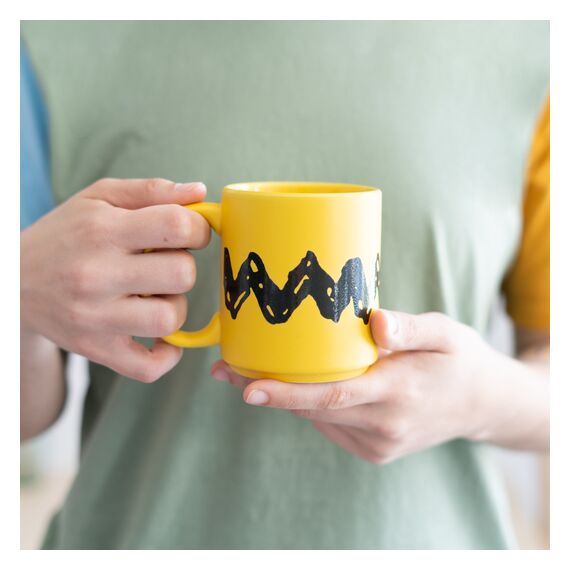 SNOOPY - Yellow - Mug 10Oz