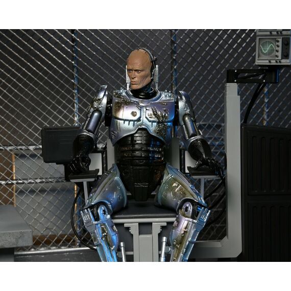 ULTIMATE ROBOCOP - Battle Damaged w/Chair - Action Figure 20cm