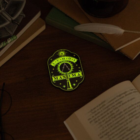 HARRY POTTER - Lumos Maxima - 'Glow in the Dark' Metal Magnet