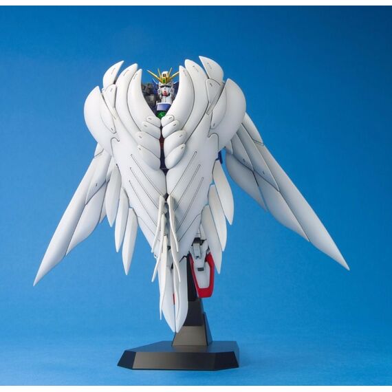 GUNDAM - MG Wing Gundam Zero Custom 1/100 - Model Kit