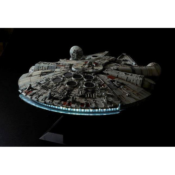 STAR WARS - Millenium Falcon - Model Kit Perfect Grade 48cm