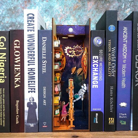 BOOK NOOK KIT - DIY- Interstellar - 247PCS + LED Light