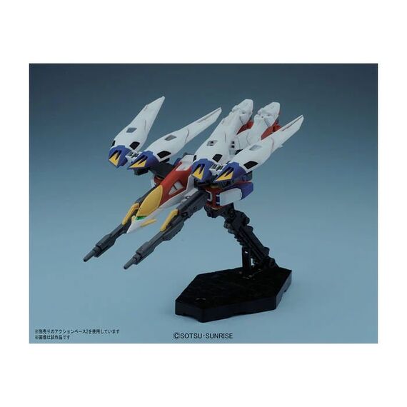 GUNDAM - HGAC Wing Gundam Zero - Model Kit - 13cm