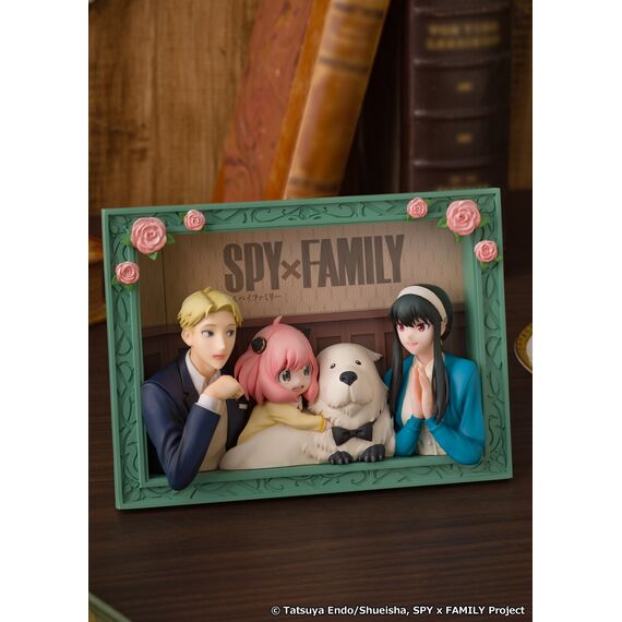 SPY X FAMILY - The Forgers - Statue 12.8x17.5cm