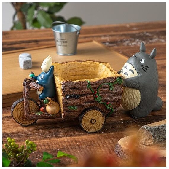 MY NEIGHBOR TOTORO - Tricycle Totoro - Diorama Box 13cm