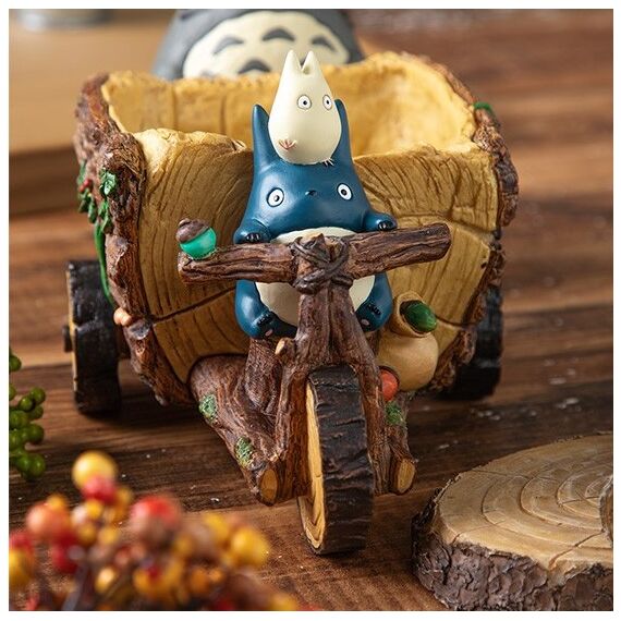 MY NEIGHBOR TOTORO - Tricycle Totoro - Diorama Box 13cm