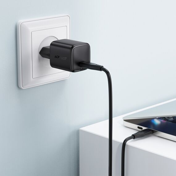 Acefast A119 GaN PD 45W USB-C Wall Charger - Black