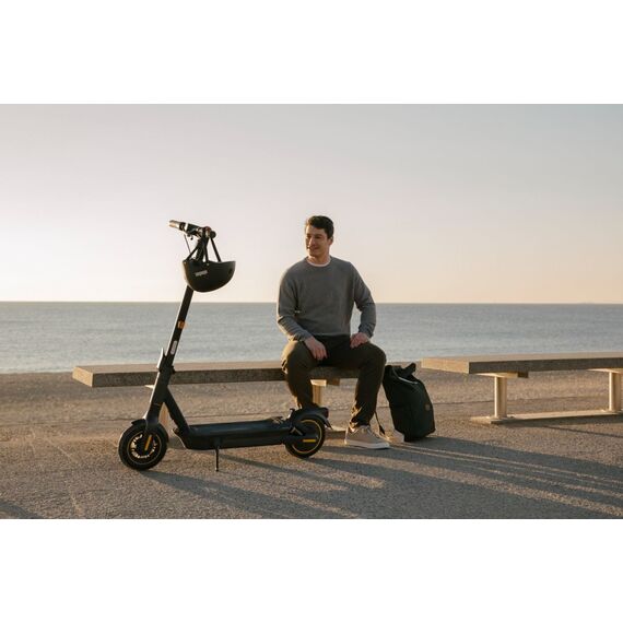 Ninebot by Segway KickScooter MAX G2 D Black 20 km/h 15.3 Ah