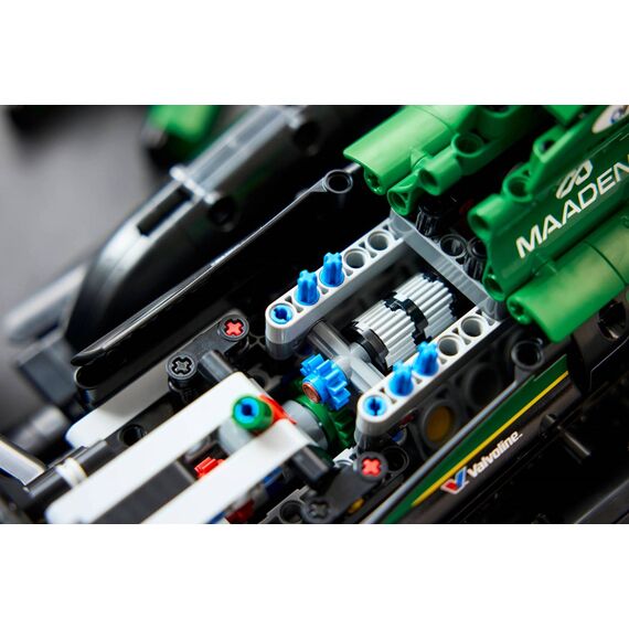 LEGO TECHNIC 42240 Aston Martin Aramco AMR25 F1