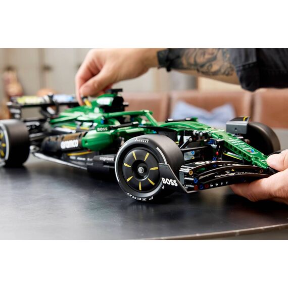 LEGO TECHNIC 42240 Aston Martin Aramco AMR25 F1