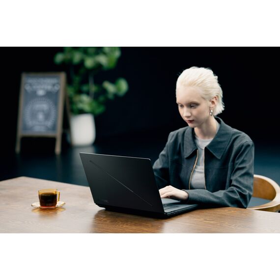 ASUS ROG Zephyrus Duo 16 GX651AX-U9322X Ultra 9 386H 2x16.0"3K Touch OLED 120Hz 1100nits AG 32GB LPDDR5X SSD2TB GeForce RTX 5090 24GB Cam1080p + IR 90WHrs W11Pro Aluminum Stellar Grey