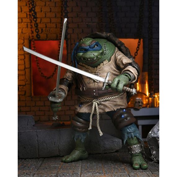 Universal Monsters x Teenage Mutant Ninja Turtles Action Figure Ultimate Leonardo as The Hunchback 18 cm