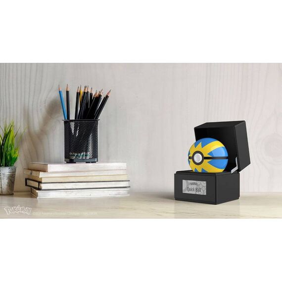 Pokémon Diecast Replica Quick Ball