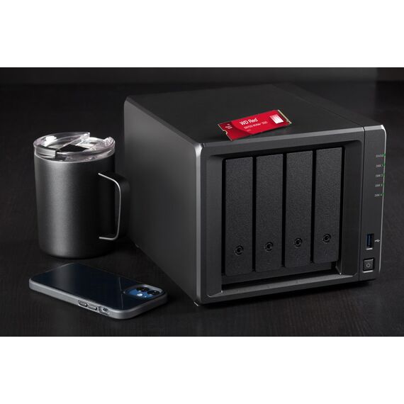Western Digital Red WD ™ SN700 NVMe™ POWERED BY SANDISK 2 TB