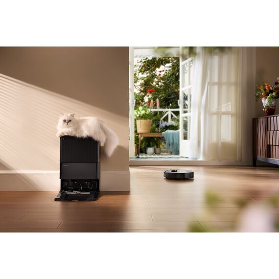Roborock Qrevo 5AE cleaning robot (black)