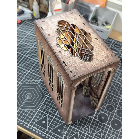 House of the Dragon Tiny Adventures Book Nook Mini Diorama Iron Throne 23 cm