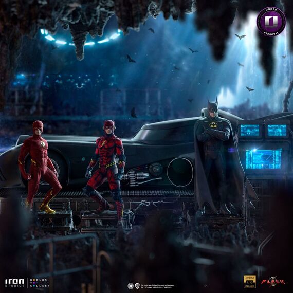 DC Comics Art Scale Deluxe Statue 1/10 The Flash Movie Batmobile 31 cm