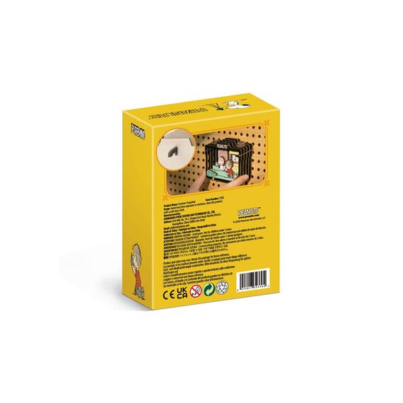 PEANUTS - Summer Snapshot - Wood Model Kit Theater