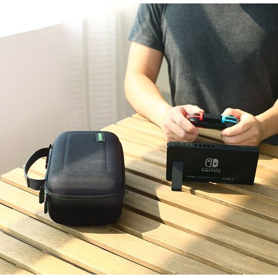 Ugreen Case Box for Nintendo Switch and Accessories S 26.5 x 10 x 13.5 cm black (50275 LP145)