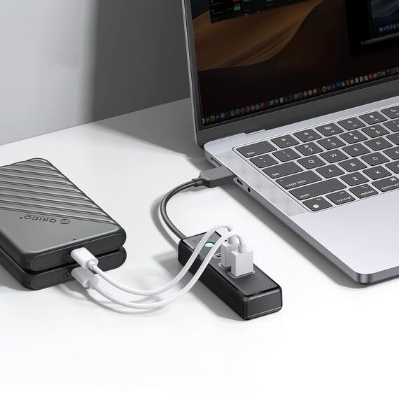 Orico PWC2U-U3 3-port USB hub 2x USB-A 3.0 1x USB-C 3.0 0.15 m - black
